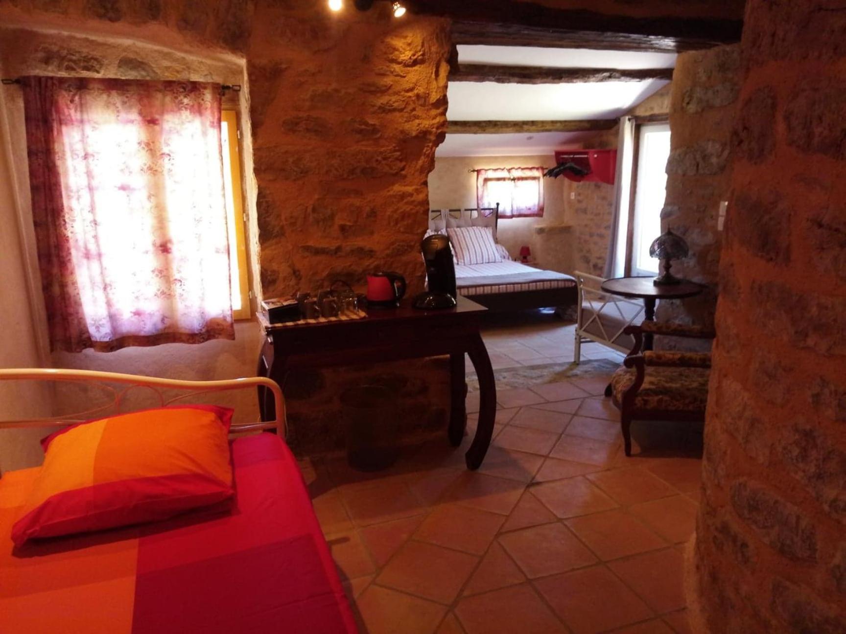 Bed and Breakfast La Prade Basse 82 Saint-Antonin Esterno foto