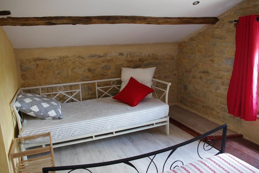 Bed and Breakfast La Prade Basse 82 Saint-Antonin Camera foto