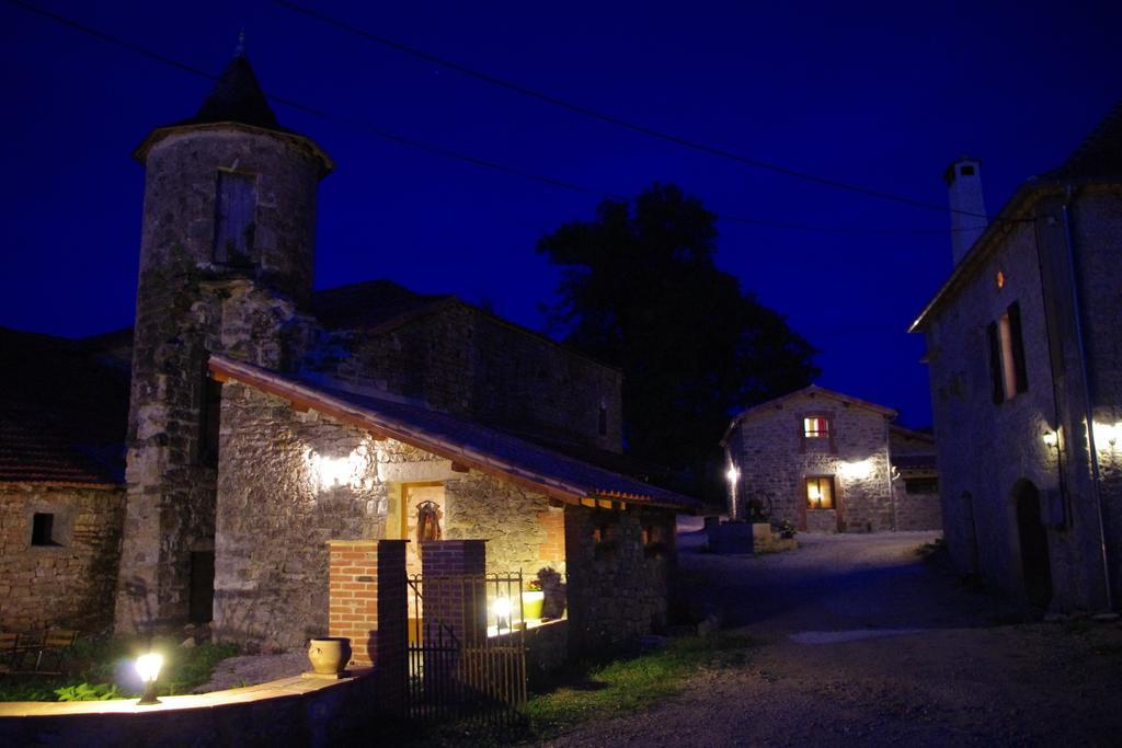 Bed and Breakfast La Prade Basse 82 Saint-Antonin Camera foto