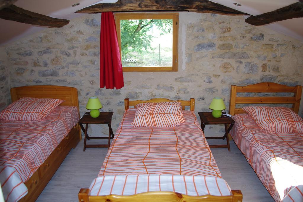 Bed and Breakfast La Prade Basse 82 Saint-Antonin Camera foto
